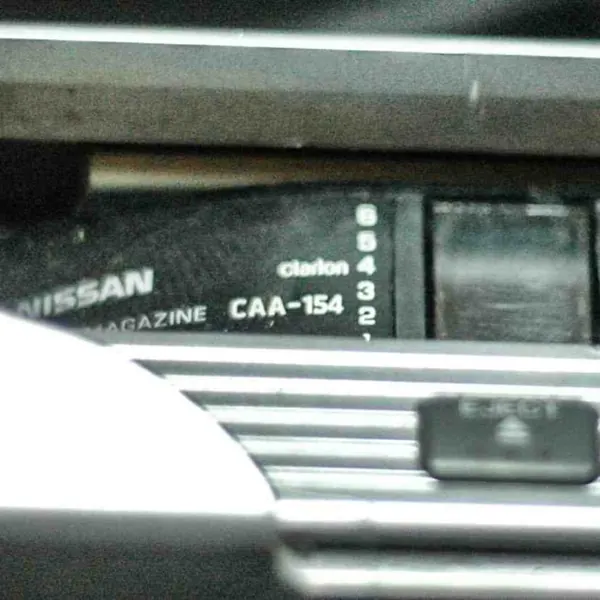 Nissan CD-byttare OEM 281842F010PN2109F - Begagnad image 5