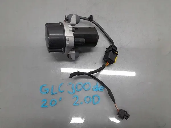 Imupumppu Mercedes GLC W253 X253 2.0 A0004306132 image 3