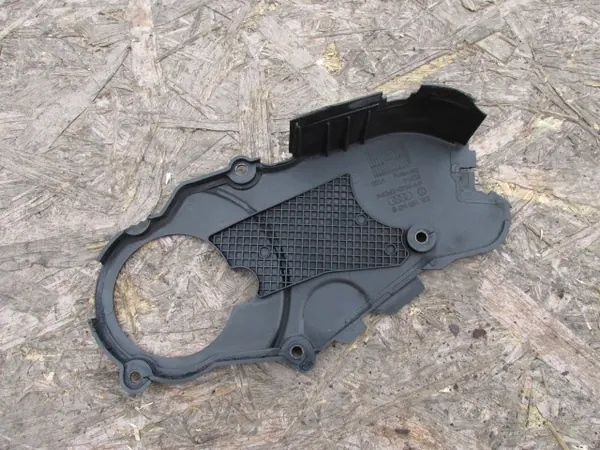 Audi Q5 I 8R 2.0 TDI Täckning 03L109147B image 3