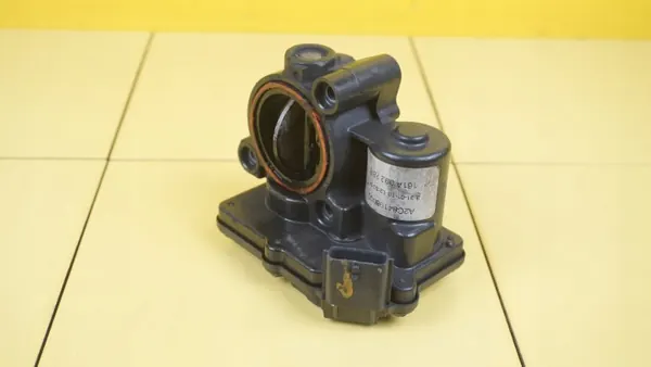 Corps de papillon OEM R9M413 pour Trafic III 1.6 DCI image 3