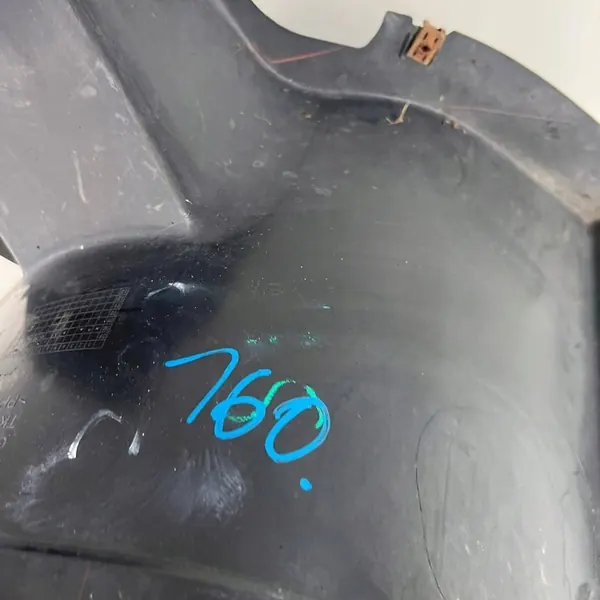 Front Left Wheel Arch Volkswagen Passat CC OE 3C8805911B image 6