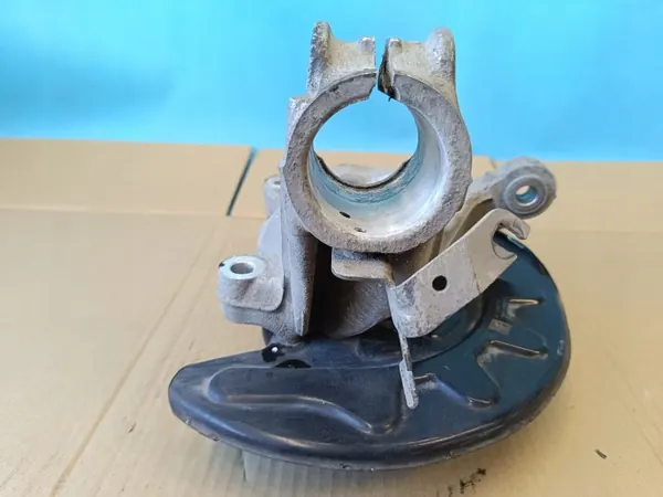 OEM 5Q0407257A Vasen Etutanko VW Tiguanille image 6