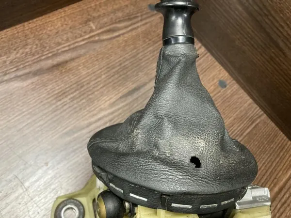 Versnellingspook OEM 7H1711877 voor VW Transporter image 3