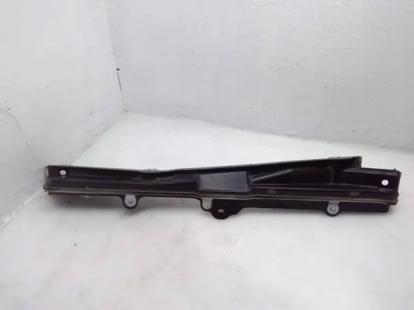 BMW Moottoritilan Osat OEM 7359258 5-sarja G30 image 2