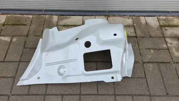 Mercedes Vito Viano Hoekbekleding Rechts Achter OEM A4476300305 image 2