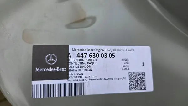 Mercedes Vito Viano Hoekbekleding Rechts Achter OEM A4476300305 image 4