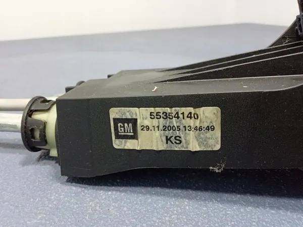 OPEL ZAFIRA B 1.8 16V Vaihdevalitsin 55354140 image 3