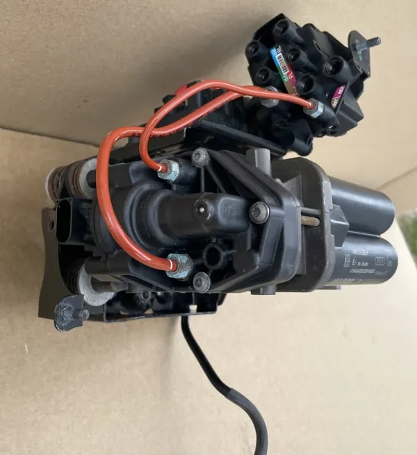 Compresseur suspension air OEM 4M0616005H Audi Q7 image 4