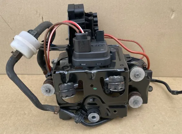 Compresseur suspension air OEM 4M0616005H Audi Q7 image 9