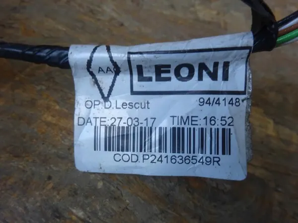 Harness câmara porta-malas OEM 284422600R image 6