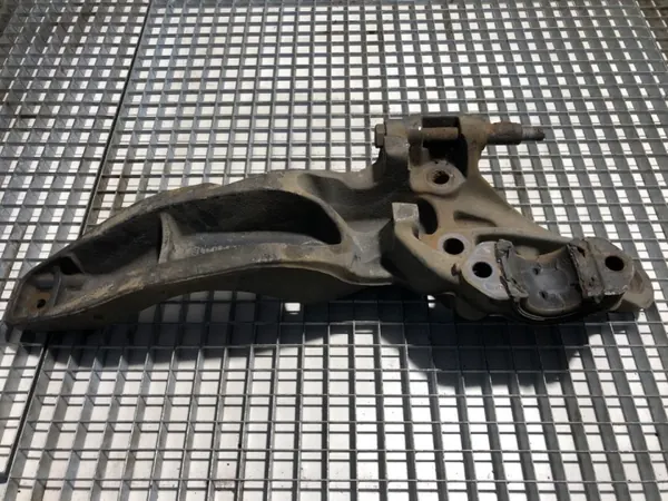 Support de fixation airbag gauche OEM 21196826 Volvo FH II image 3
