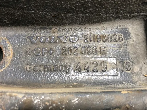 Support de fixation airbag gauche OEM 21196826 Volvo FH II image 5