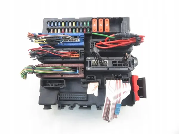 Module BSI OEM 13189928EZ - Pièce Opel OE d'occasion image 2
