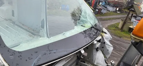 Gebruikte Citroen OE voorruit OEM SZYBA CZOŁOWA image 2
