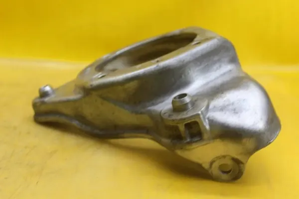 OEM 4E0412383D Etujousimen kiinnike VW Phaetonille image 7