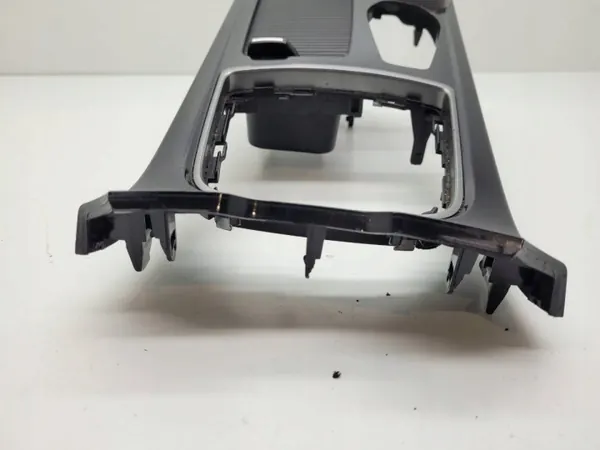 Marco de túnel OEM 84603-3Z240 para Hyundai i40 image 4