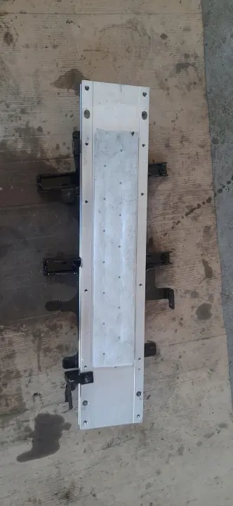 Base de montagem inversor OEM Peugeot 208 II Elétrico image 6