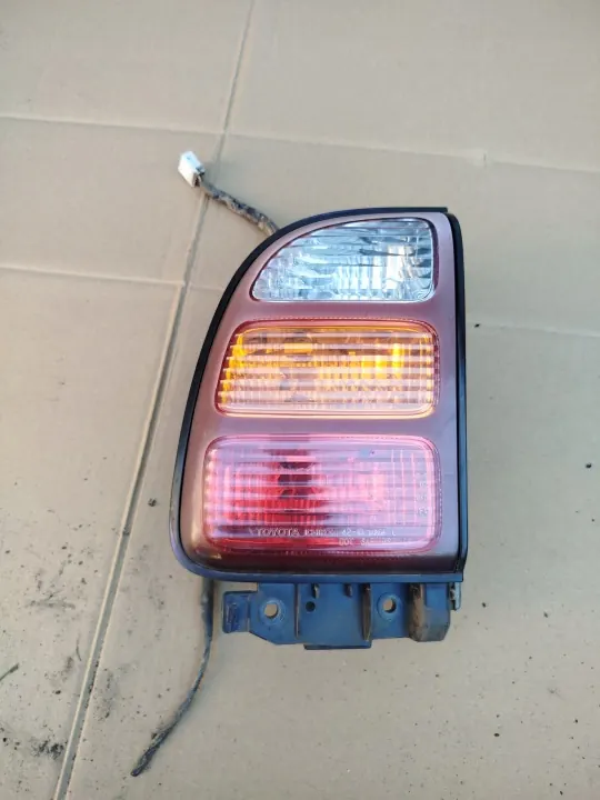 Ensemble de feux arrière TOYOTA RAV4 I SXA10 OEM - Gauche & Droit image 3