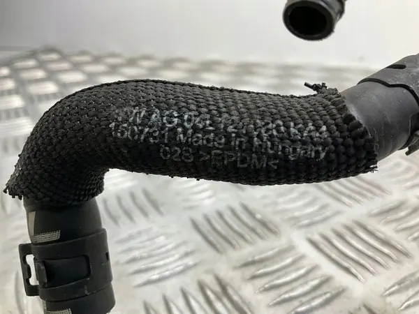 Audi OE vesiputki 04L121070AB image 8