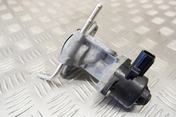 Válvula EGR OEM 2562025040 para Lexus ES 300H Híbrido image 3