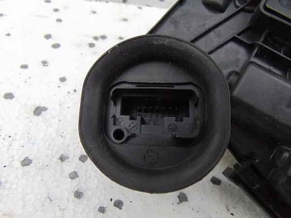 Vänster Bakdörrslås VW Golf VI 5D HB 7Pin OEM 5K4839015M image 5