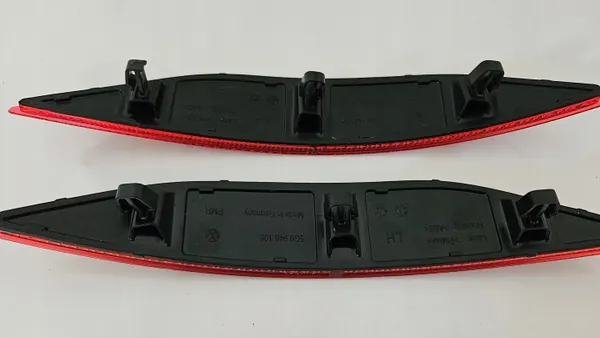 VW Golf 7 Kombi stötfångarreflektor vänster OEM 5G9945105 image 5