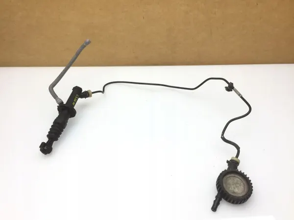 Mangueira e Válvula de Embreagem OEM 308512132R Renault Clio IV image 2