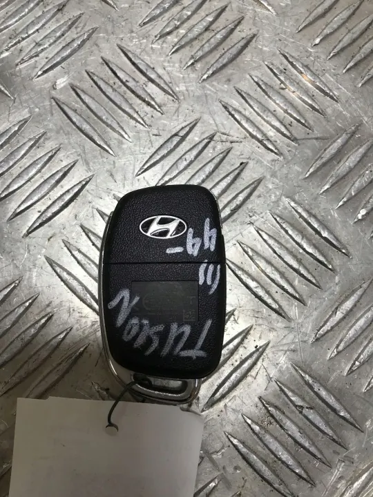 Llave o Tarjeta Hyundai Tucson OEM FBZ14516 - Usado image 2
