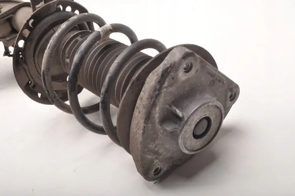 MERCEDES W176 McPherson Vänster Framsidan A2463232900 image 3