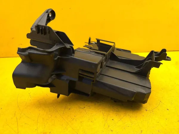 BMW Motorstyrenhetsfäste OEM 8650888 image 3