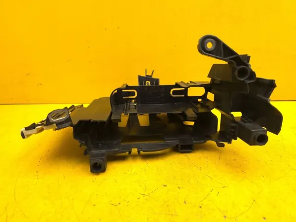 BMW Motorstyrenhetsfäste OEM 8650888 image 4