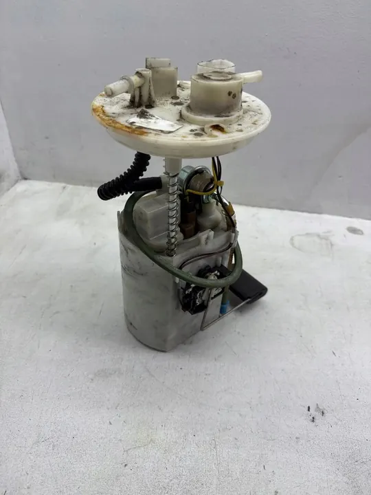 Bomba de combustível Hyundai i10 I 1.1B 08R 5D HB 31110-0X000 image 2