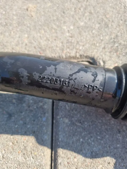 Tuyau de Remplissage Huile OEM 22203161 Renault image 3