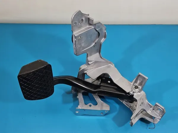 Jeu de pédales d'occasion OEM 8W1723140B Audi A4 B9 image 9
