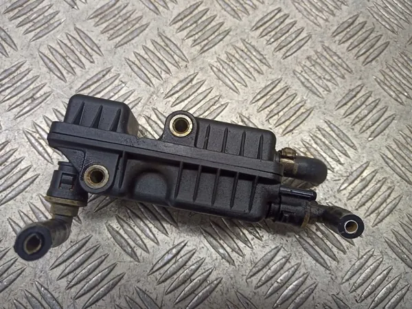 Distribuidor de Combustível OEM X para Fiat Stilo 1.9 JTD image 3
