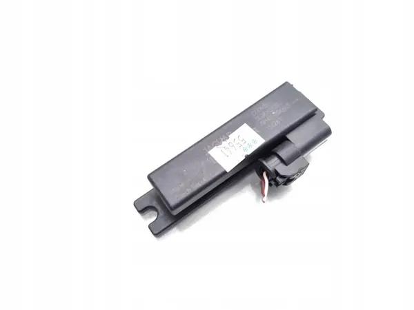 Jaguar XE inre antenn OEM AH42-15K603-AA 2015 image 5