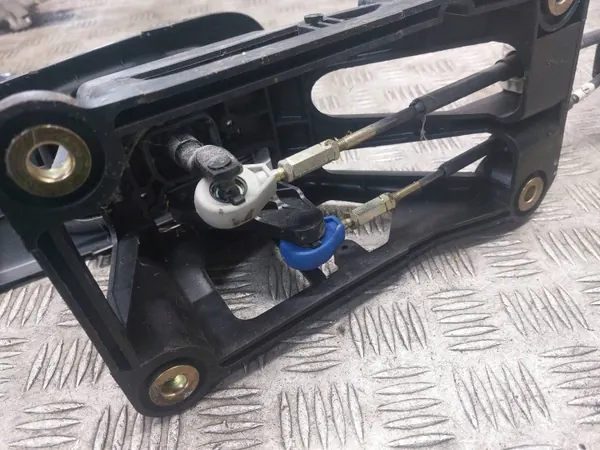 Växelspak OEM 9206741 - Begagnat Skick image 4