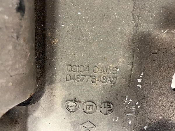 OEM FOB24134 Etujouset Jeep Cherokee:lle image 4