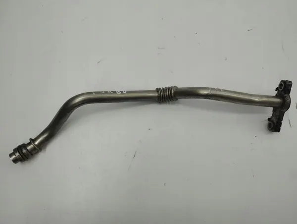 Opel Mokka B 2022 Mangueira de Óleo do Turbo OEM 9832926080 image 3