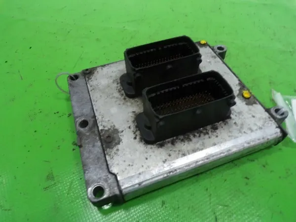 ECU Motor OEM 12571664AU para Opel Vectra C 2.2 image 4
