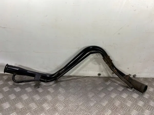 Pescoço de Abastecimento Honda OE OEM FBZ23571 - Usado image 2