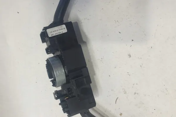 VW PASSAT VARIANT B5 Schakelknop 8L0953513S image 10