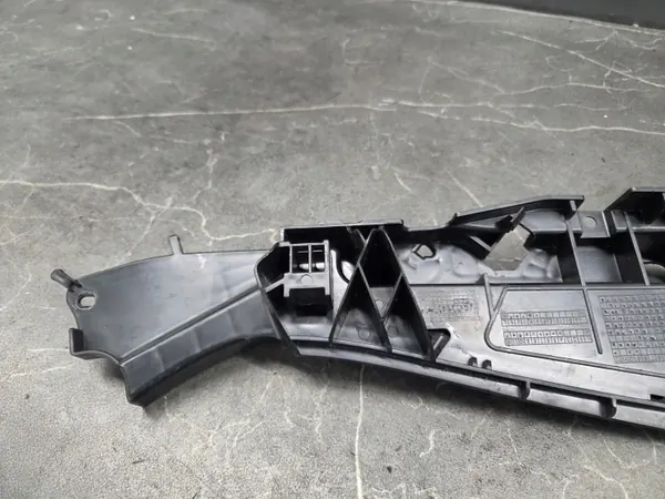 OEM 7317459 Linker Vordersitz-Panelhalter BMW 5 image 8