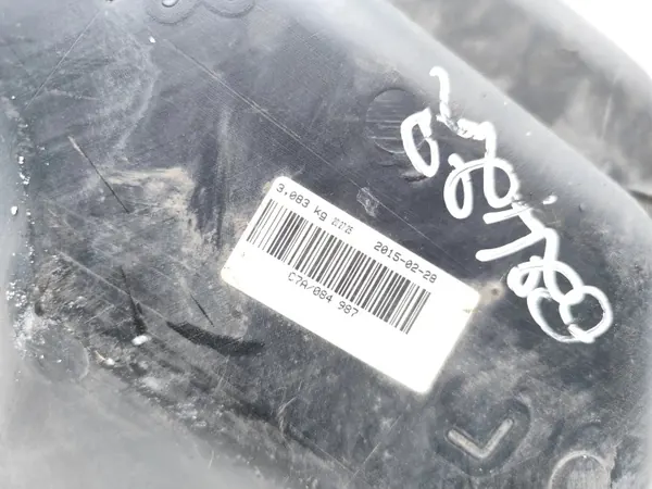 AdBlue-tank Audi A7 OEM 4C0131877 3.0 TDI 2015 image 6