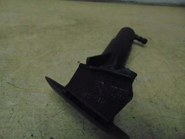 Toyota Koplampreiniger Rechts 85207-05030 image 6