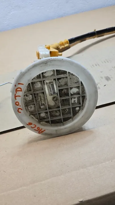 Kraftstoffschwimmer-Sensor Audi A6 C6 3.0 TDI Quattro image 2