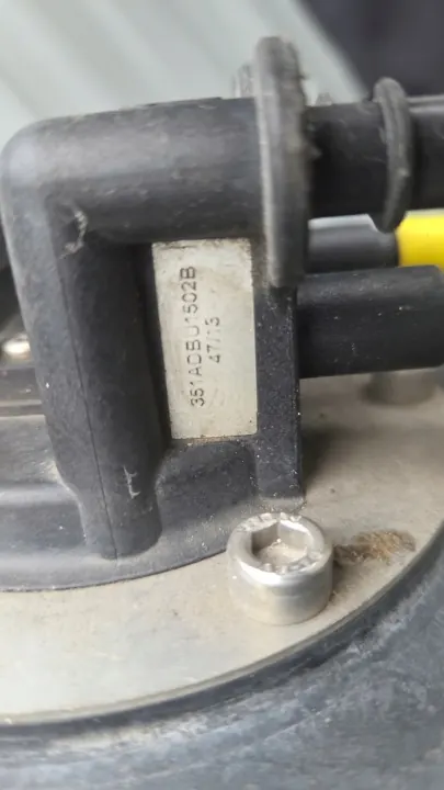 Tanque AdBlue OEM 97184561 para Renault Maxity image 5