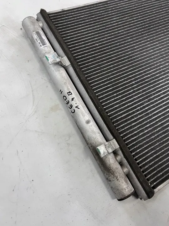 KIA Ceed II ilmastointijäähdytin 976061H000 image 5