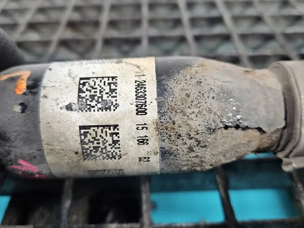 Semi-eixo dianteiro esquerdo Mercedes W176 1.5 CDI Manual image 5