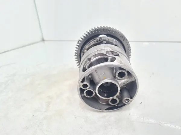 Pompe à huile Mercedes-Benz OEM 6511811801 - Occasion image 3